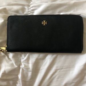 Tory Burch wristlet